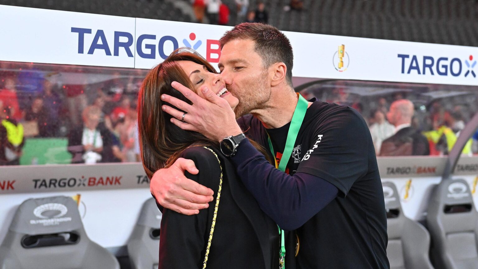 xabi alonso ehefrau